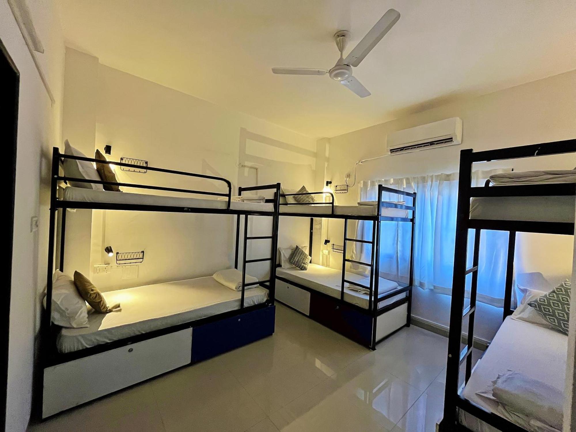 Hoshtel99 - Lux - Stay, Cowork And Cafe - Luxurious Bungalow Pune Extérieur photo