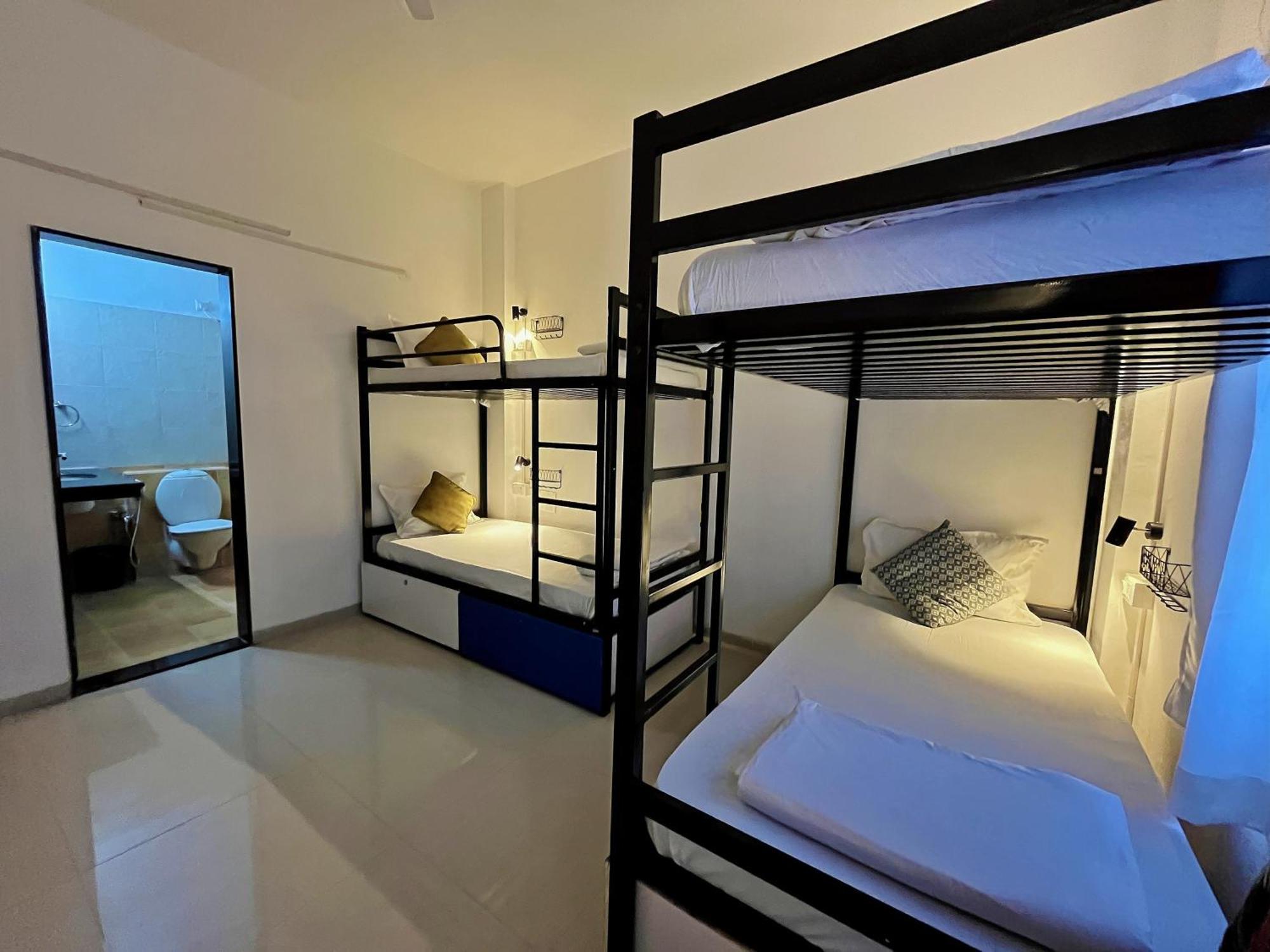Hoshtel99 - Lux - Stay, Cowork And Cafe - Luxurious Bungalow Pune Extérieur photo